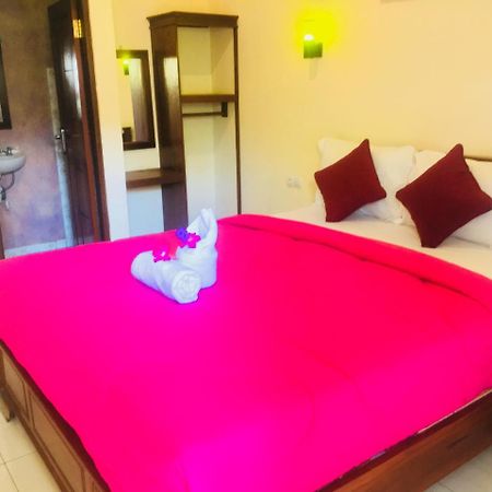Yudhist Guest House Нуса Лембонган Екстериор снимка