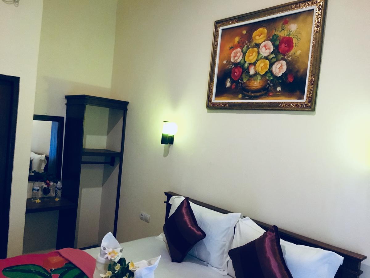 Yudhist Guest House Нуса Лембонган Екстериор снимка