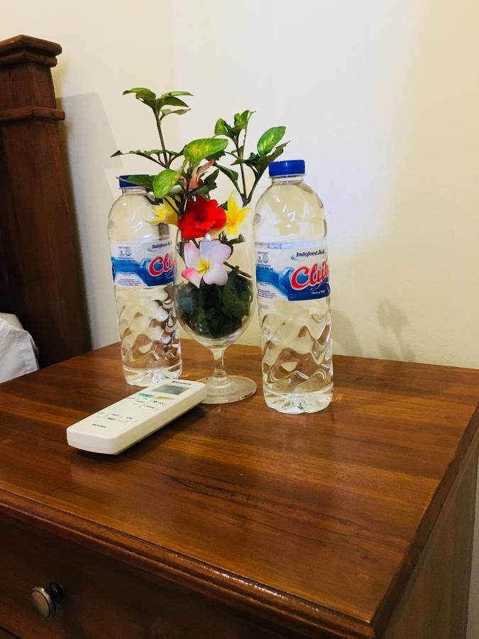 Yudhist Guest House Нуса Лембонган Екстериор снимка